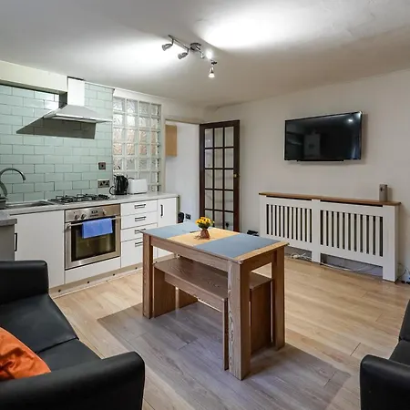 Headingley 2 Bedroom Cottage Flat Near Universities Shops& Park Leeds  Exterior photo