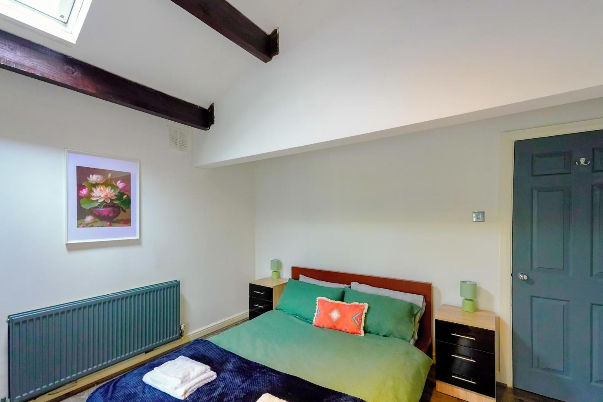 Headingley 2 Bedroom Flat Near Universities Shops& Park Apartment Leeds (West Yorkshire)